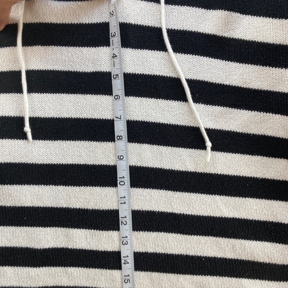 Levi’s Women's Striped Crochet Sweater Hoodie - Black & White - Size M - Picture 5 of 7